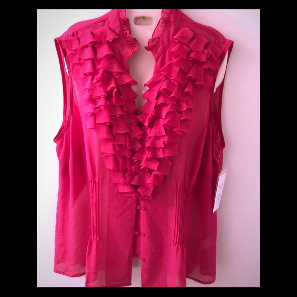 Sleeveless Blouse